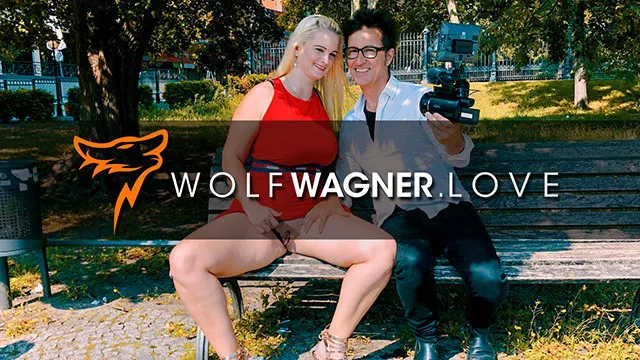 Mollige MILF MIA BITCH, öffentlich aufgegabelt, WOLF WAGNER LIEBE, wolfwagner.love