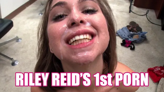 BANGBROS - ครึ่งอาร์เจนตินา ครึ่งโดมินิกัน สาววัยรุ่น PAWG Riley Reid