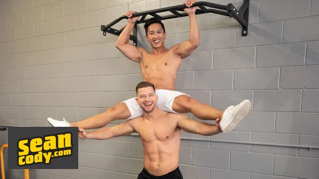 SEAN CODY - Dale & Johnny Donovan là bạn tập gym và sau khi tập luyện xong, họ vẫn ở lại phòng tập để địt