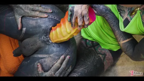 Z-Filmz Anuskatzz Và Lily Lu Fisting Hậu Môn