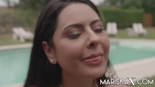 MariskaX Valentina Ricci And Mariska Seduces Her Stepfather