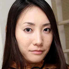 Niiyama Akari