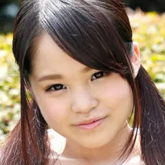 Omomo Risa