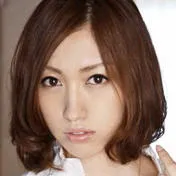 Kashiwagi Yuri