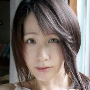 Iikura Minako