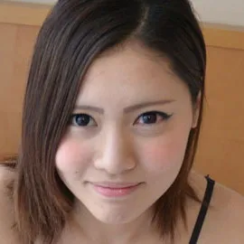 Natsume Aya