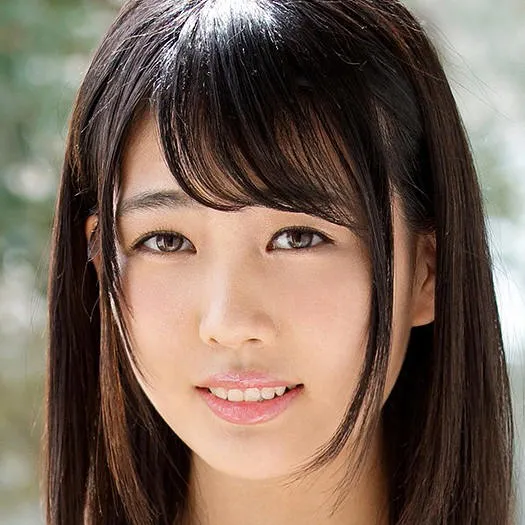 Shirakawa Momoka