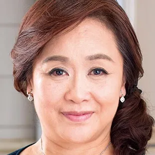 Hayama Nobuko