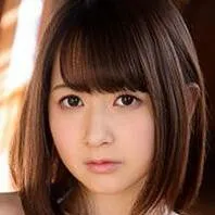 Hinazuru Mio