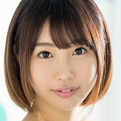 Yumesaki Hinami