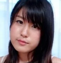 上原真理绘