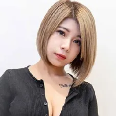 陆滢心