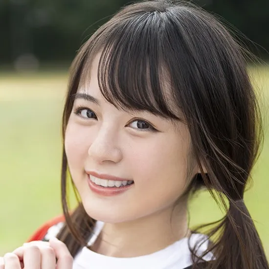 Momoyama Moeka