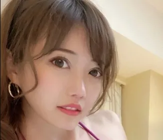 Tomiyasu Reona