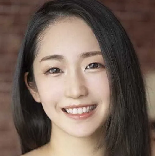 Isumi Aya