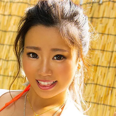 Hamabe Anna