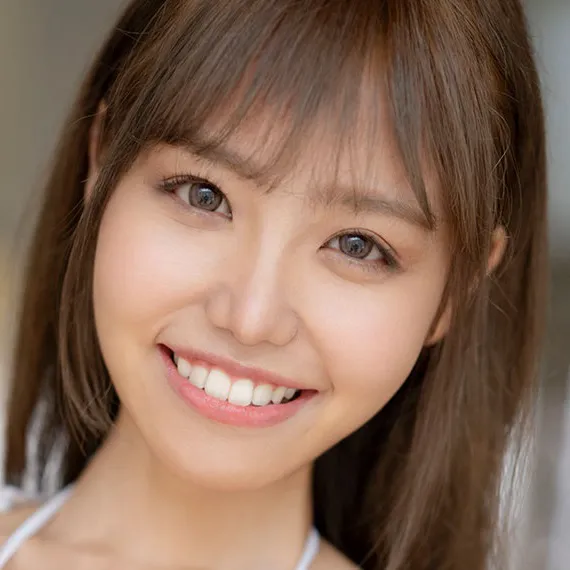 Mitsuki Aina