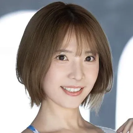 臼井理佳