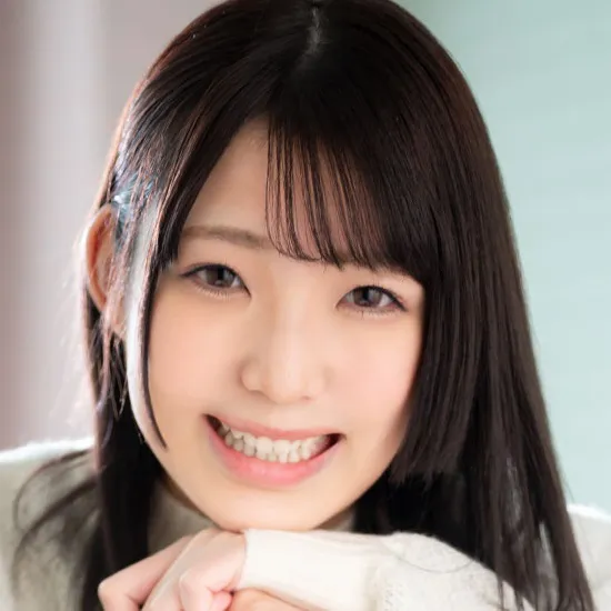 Akiyama Momoka