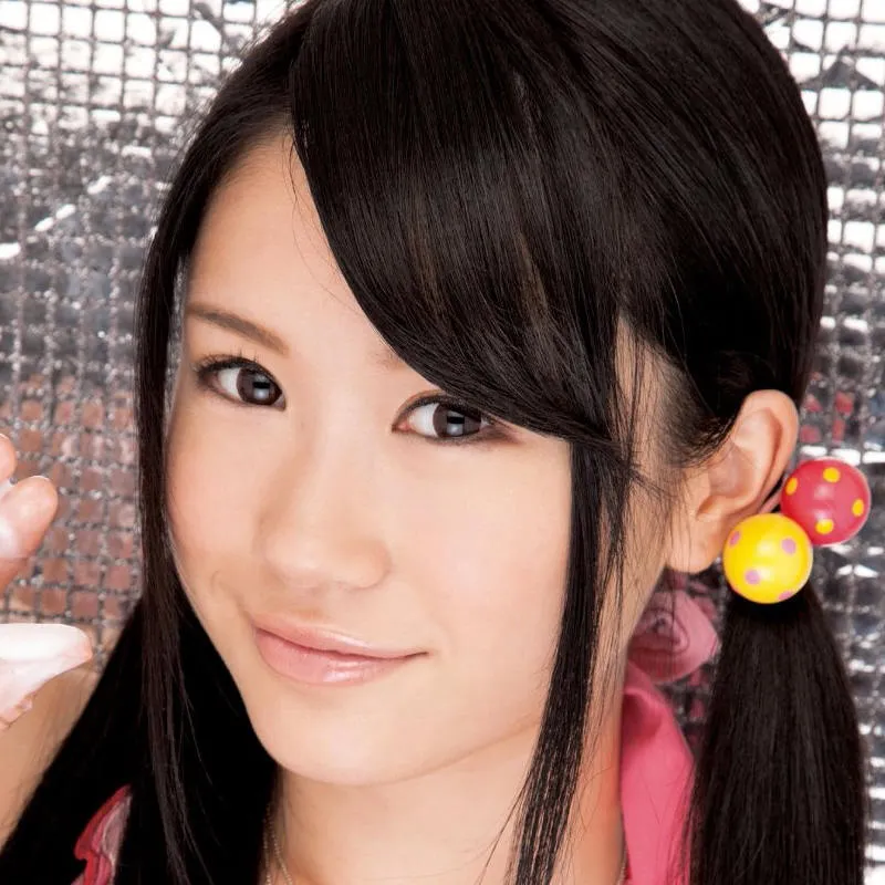 片冈杏奈