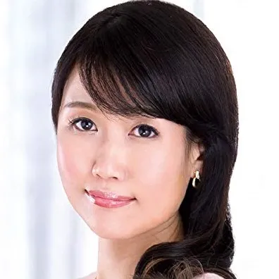 Anno Momoka