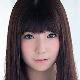 Moe Natsumi